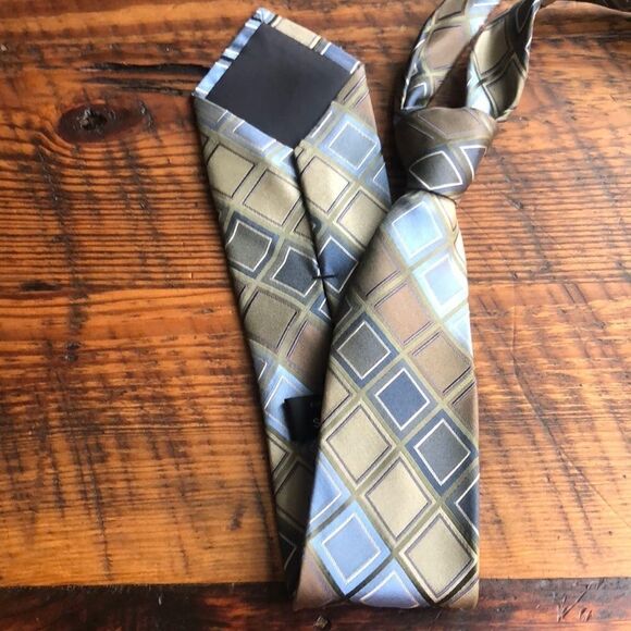 Vintage 3” Hand Tie Axcess Green and Blue Diamonds - Picture 1 of 5